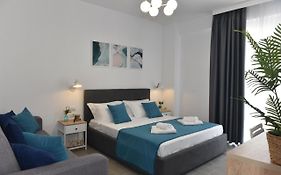 Amar Rooms